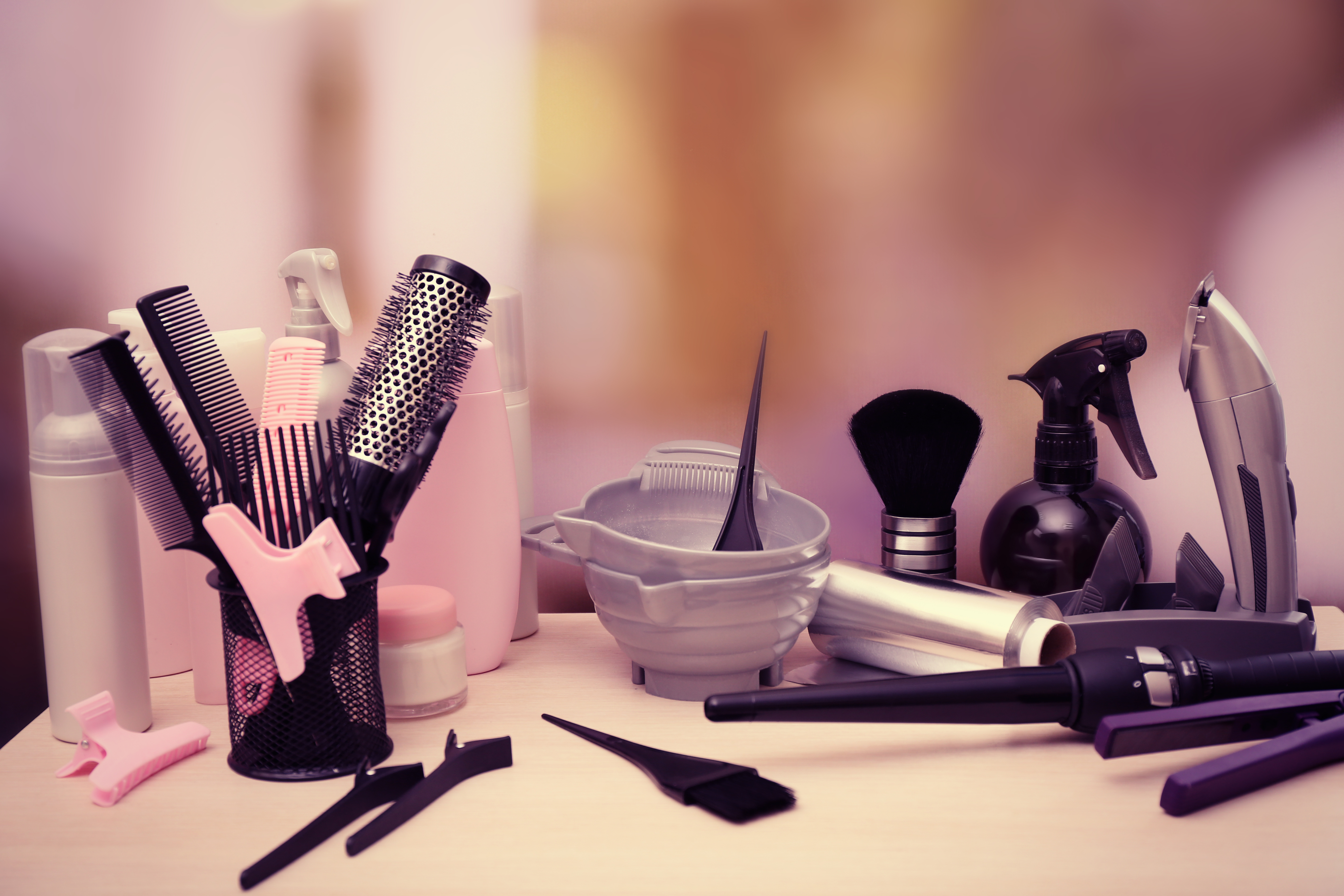 Common Hair Dye Supplies That Every Salon and Stylist Should Have
