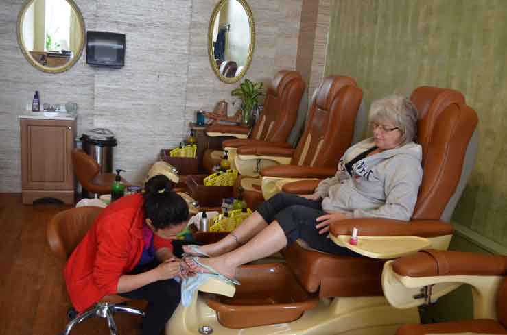 10 Must Have Nail Technician Supplies For Your Salon 10 Must Have Nail Technician Supplies For Your Salon